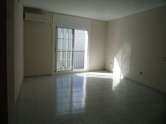 Foto 1 de Piso en venta en Els Molins - La Devesa - El Poble-sec de 3 habitaciones con balcón y aire acondicionado