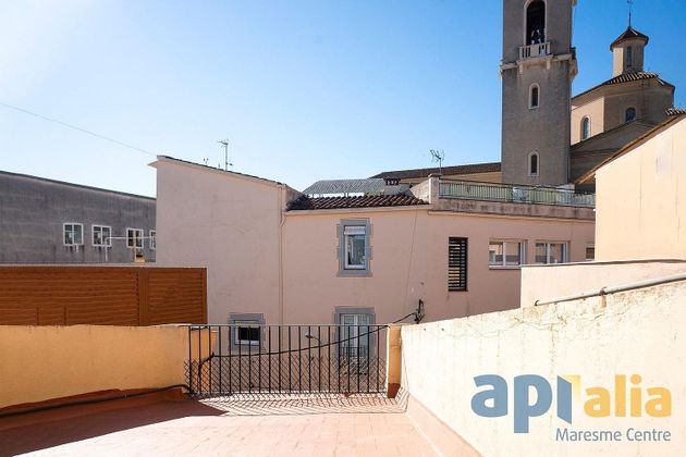 Foto 1 de Casa adossada en venda a Vilassar de Dalt de 4 habitacions amb terrassa i jardí