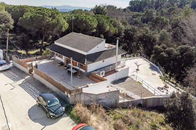 Foto 1 de Xalet en venda a Santa Eulàlia de Ronçana de 7 habitacions amb terrassa i piscina