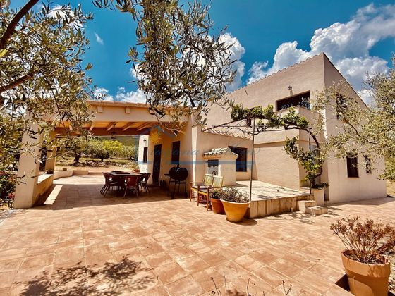 Foto 1 de Casa rural en venda a Perelló, el (Tar) de 4 habitacions amb terrassa i jardí
