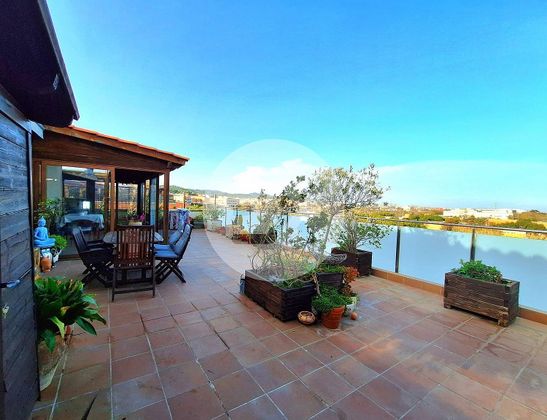 Foto 1 de Àtic en venda a Can Bou de 3 habitacions amb terrassa i piscina