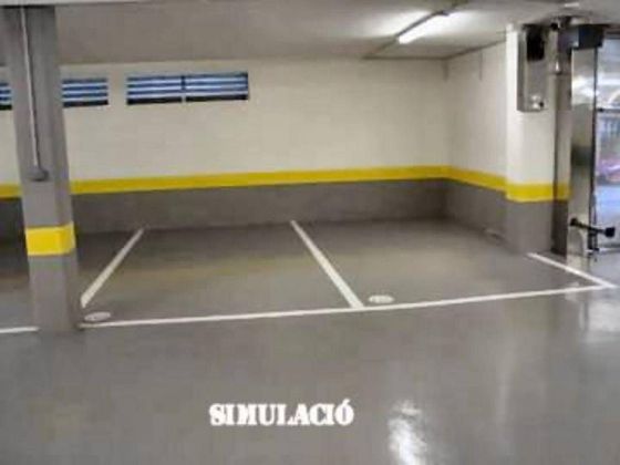 Foto 1 de Venta de garaje en Santa Clara-Caputxins-Hospital de 11 m²
