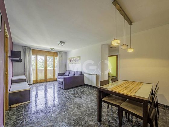Foto 1 de Piso en venta en Sant Hipòlit de Voltregà de 3 habitaciones con balcón y calefacción