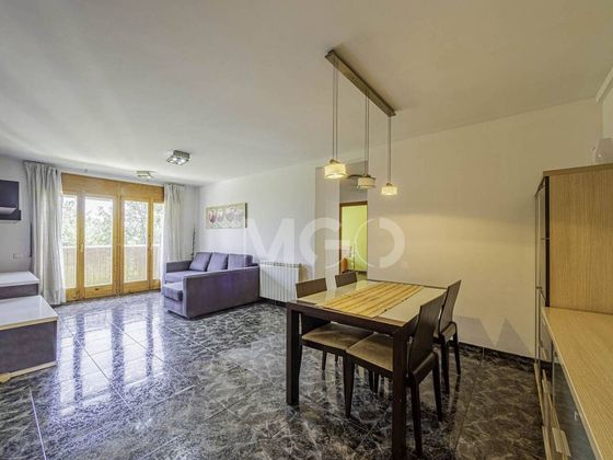 Foto 2 de Piso en venta en Sant Hipòlit de Voltregà de 3 habitaciones con balcón y calefacción