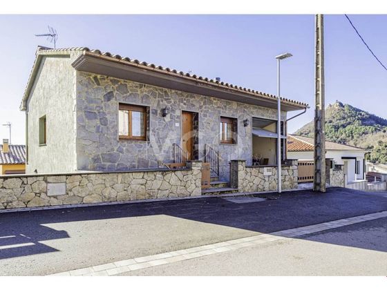 Foto 1 de Casa en venda a Santa Maria de Besora de 5 habitacions amb terrassa i jardí