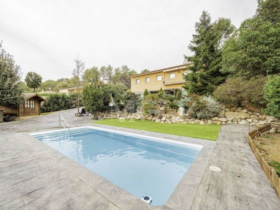 Foto 1 de Xalet en venda a Seva de 4 habitacions amb terrassa i piscina