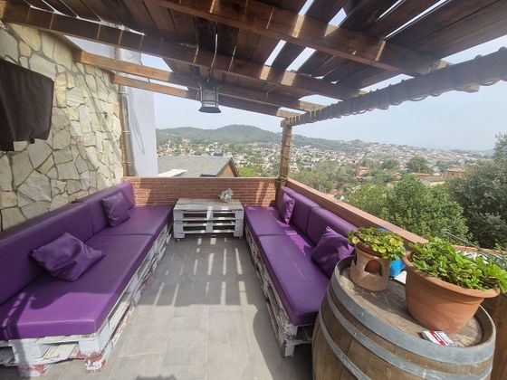 Foto 1 de Chalet en venta en Sant Vicenç dels Horts de 3 habitaciones con terraza y piscina
