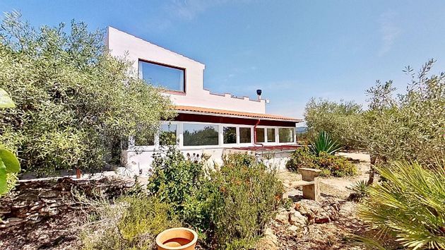 Foto 2 de Casa rural en venda a Camarles de 3 habitacions amb terrassa i jardí