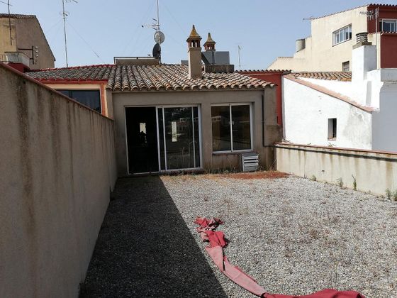 Foto 1 de Casa en venda a Sant Vicenç de Montalt de 3 habitacions amb piscina