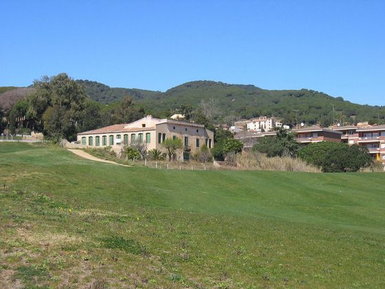 Foto 1 de Casa rural en venta en Sant Vicenç de Montalt de 8 habitaciones y 1175 m²