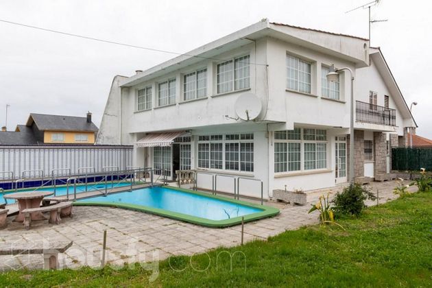 Foto 1 de Casa en venda a Cornazo - Rubianes de 6 habitacions amb terrassa i piscina
