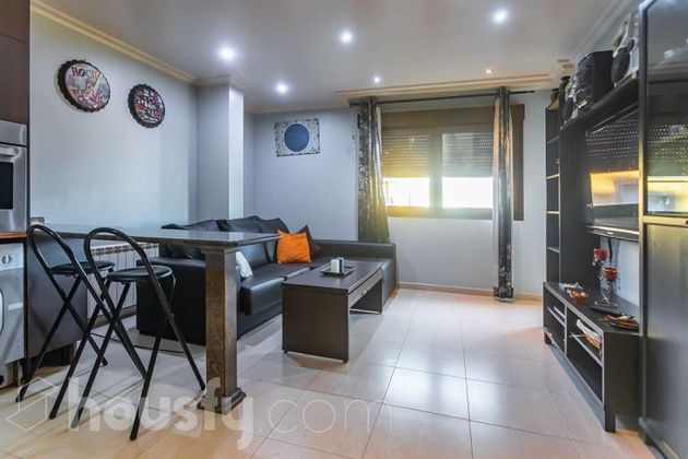 Foto 2 de Piso en venta en Ribeira de 2 habitaciones con terraza y calefacción