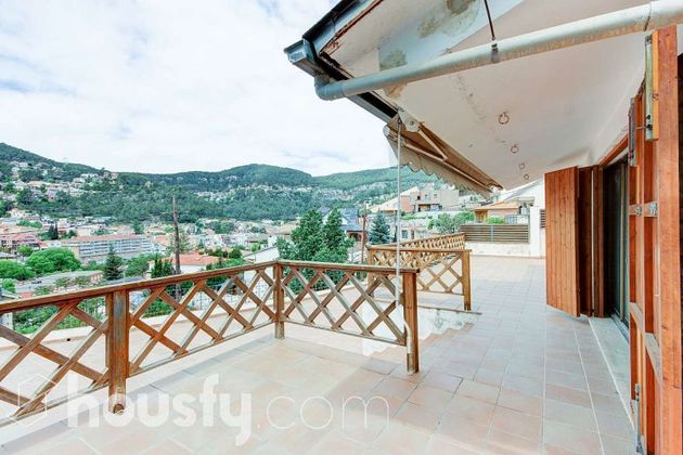 Foto 2 de Xalet en venda a Vallirana de 5 habitacions amb terrassa i garatge