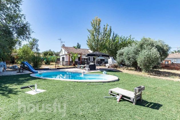 Foto 1 de Xalet en venda a Escalona de 3 habitacions amb terrassa i piscina