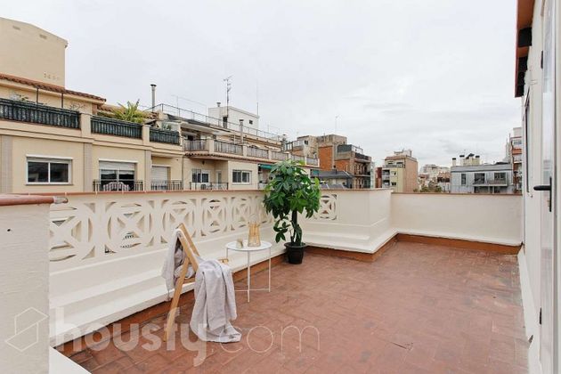Foto 2 de Venta de ático en calle De Felipe de Paz de 2 habitaciones con terraza y balcón