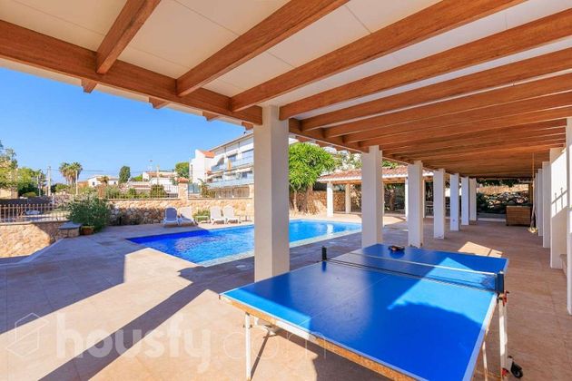 Foto 1 de Casa en venda a Els Munts de 4 habitacions amb terrassa i piscina