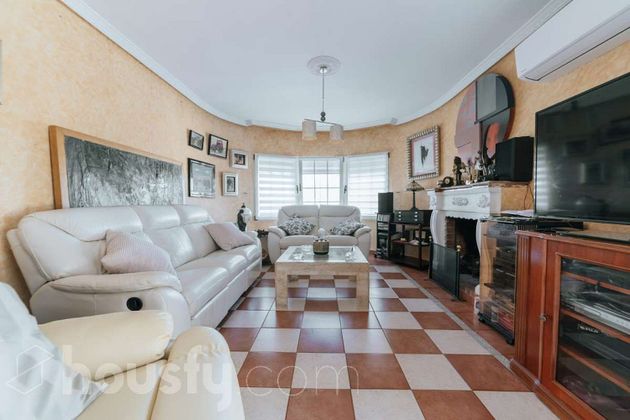 Foto 2 de Casa en venda a Altos de Jarama de 5 habitacions amb terrassa i piscina