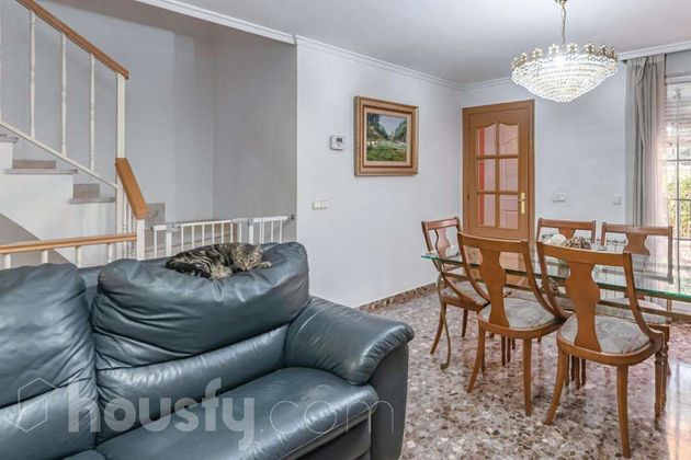 Foto 1 de Casa en venda a Alaquàs de 4 habitacions amb terrassa i garatge