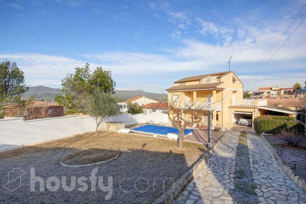 Foto 2 de Venta de casa en Sant Salvador de Guardiola de 6 habitaciones con terraza y piscina