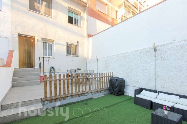 Foto 1 de Venta de casa en Catalunya - Fontetes de 4 habitaciones con terraza y jardín