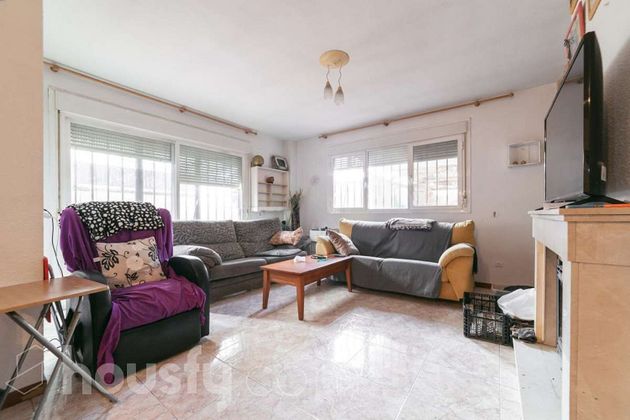 Foto 2 de Casa en venda a Humanes de Madrid de 4 habitacions amb terrassa i garatge