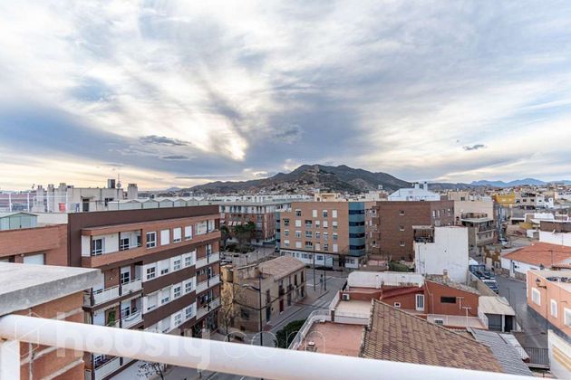 Foto 2 de Àtic en venda a calle Ortega Melgares de 2 habitacions amb terrassa i garatge