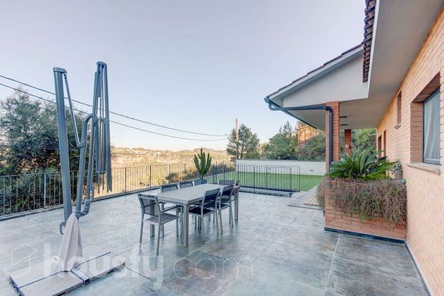 Foto 1 de Casa en venda a Cervelló de 4 habitacions amb terrassa i garatge