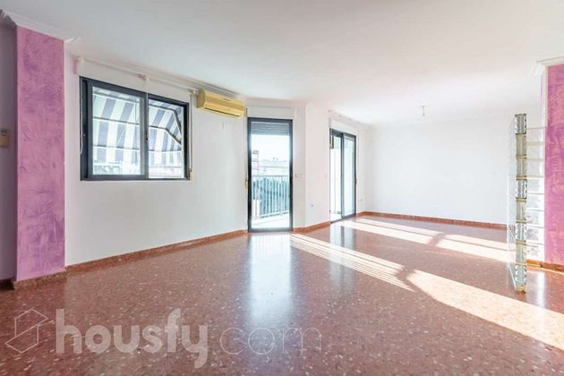 Foto 1 de Pis en venda a Centro - Gandia de 3 habitacions amb terrassa i garatge