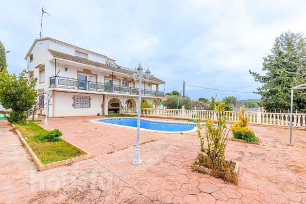 Foto 2 de Casa en venta en Bisbal del Penedès, la de 6 habitaciones con terraza y piscina