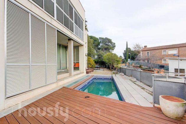 Foto 2 de Casa en venda a La Floresta - Les Planes de 5 habitacions amb terrassa i piscina