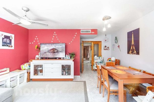 Foto 2 de Piso en venta en Jumilla de 3 habitaciones con garaje y balcón