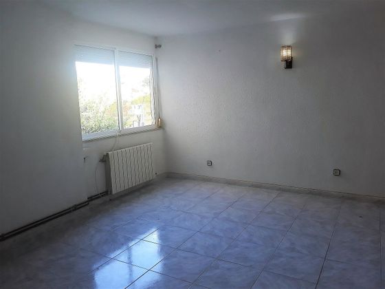 Foto 1 de Piso en venta en Montbau de 3 habitaciones y 78 m²