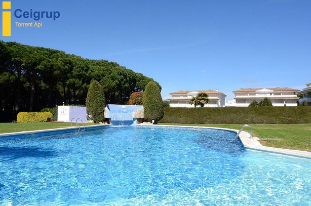 Foto 2 de Pis en venda a calle Green Mar de 2 habitacions amb terrassa i piscina