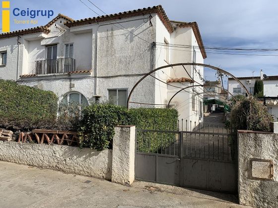 Foto 1 de Casa en venda a Torroella de Montgrí pueblo de 3 habitacions amb terrassa i garatge