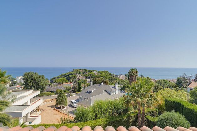 Foto 2 de Casa en venda a Sant Pol de Mar de 5 habitacions amb terrassa i piscina