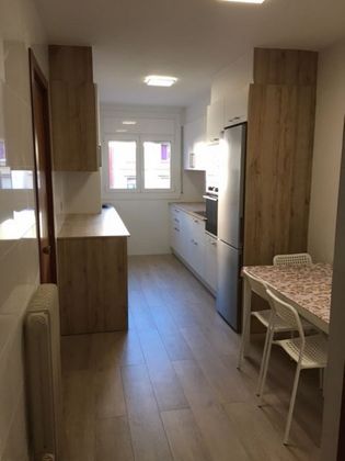 Foto 1 de Piso en alquiler en Eixample Nord – La Devesa de 3 habitaciones con garaje y muebles