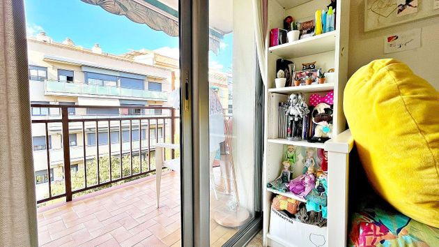 Foto 1 de Pis en venda a Riu de 4 habitacions amb terrassa i balcó