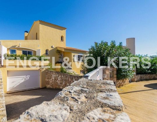 Foto 2 de Chalet en venta en calle Margalló de 6 habitaciones con terraza y piscina