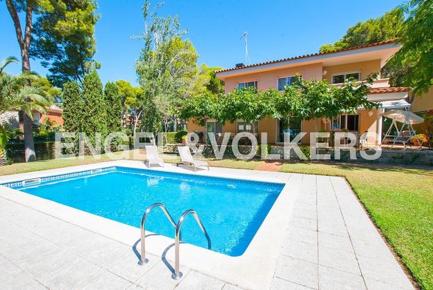 Foto 1 de Xalet en venda a calle De la Punta Roja de 4 habitacions amb terrassa i piscina