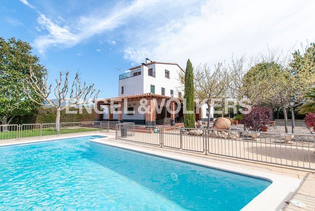 Foto 1 de Chalet en venta en Valls de 4 habitaciones con terraza y piscina