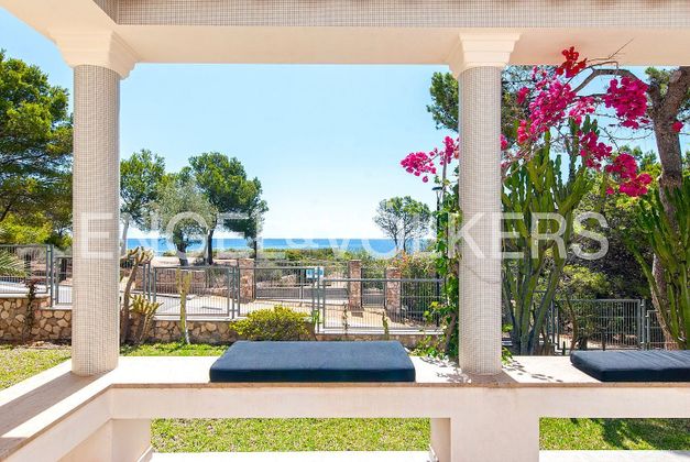 Foto 1 de Xalet en venda a L'Ametlla de Mar de 4 habitacions amb terrassa i piscina