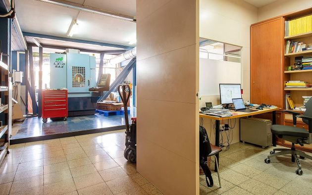 Foto 2 de Oficina en venda a El Parc i la Llacuna del Poblenou amb garatge i aire acondicionat