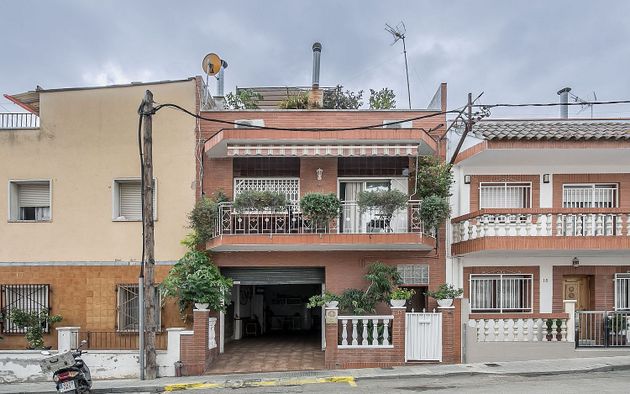 Foto 1 de Casa en venda a La Sentiu - Can Tries de 3 habitacions amb terrassa i balcó