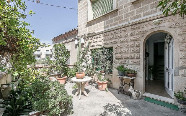 Foto 1 de Casa en venda a Plaça Catalunya de 5 habitacions amb terrassa i calefacció