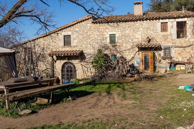 Foto 1 de Casa rural en venda a carretera Vella de 6 habitacions amb terrassa i jardí