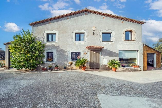 Foto 1 de Casa rural en venda a Sant Gregori de 5 habitacions amb terrassa i piscina