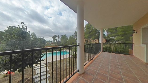 Foto 1 de Xalet en venda a Cabra del Camp de 4 habitacions amb terrassa i piscina