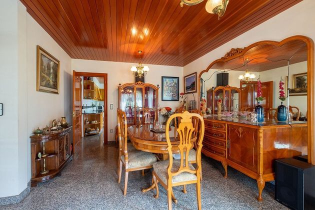 Foto 2 de Casa en venda a Montilivi - Palau de 5 habitacions amb terrassa i garatge