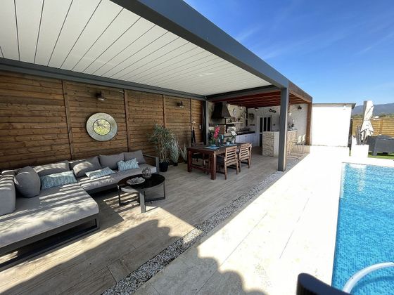Foto 2 de Casa en venda a Santa Coloma de Farners de 3 habitacions amb terrassa i piscina