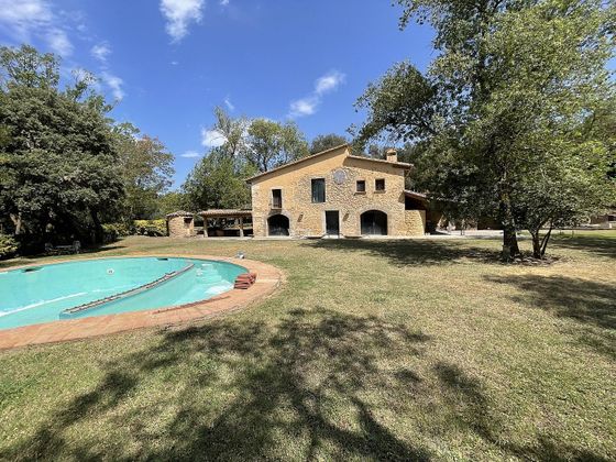 Foto 2 de Casa rural en venta en Cornellà del Terri de 7 habitaciones con piscina y jardín